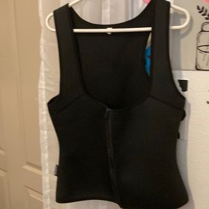 Raigoo sweat vest